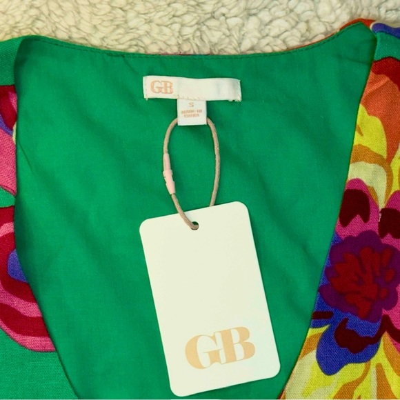 From GB, Floral Vest - Picture 7 of 9